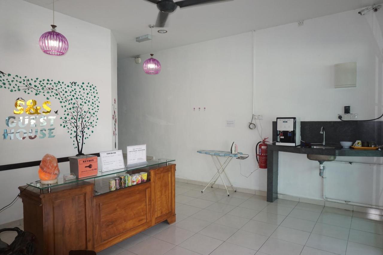 S & S Guest House Kuantan Exterior foto
